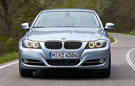 2011 BMW 335i front grille