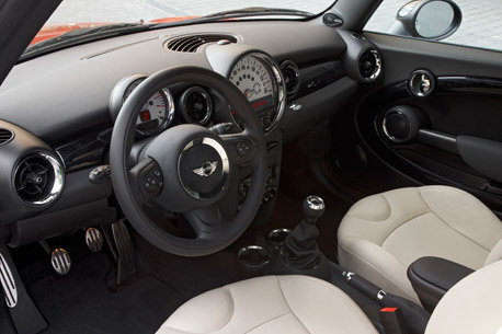 2011 Mini Cooper S Hardtop interior