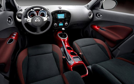 2011 Nissan JUKE interior