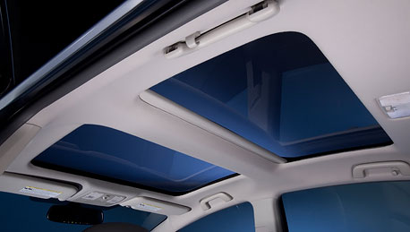 2012 Toyota Prius V interior2
